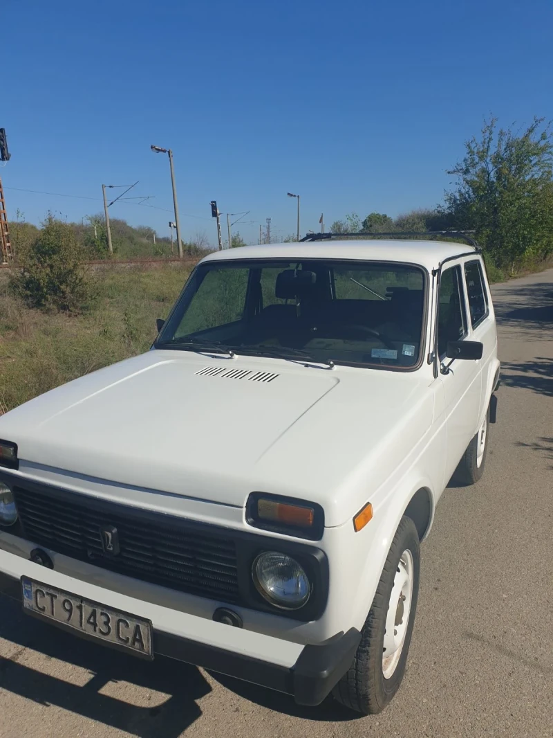 Lada Niva, снимка 6 - Автомобили и джипове - 47498879