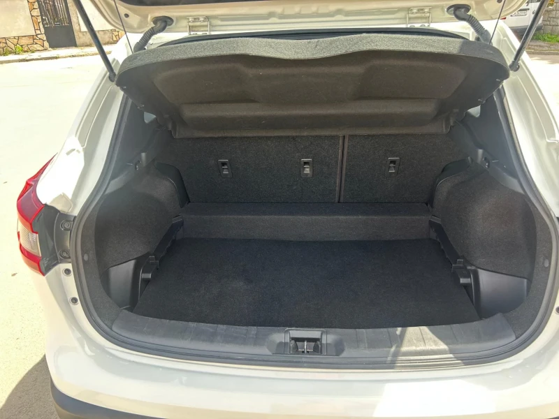 Nissan Qashqai AWD Automatic 51000 км!!!, снимка 10 - Автомобили и джипове - 52671624
