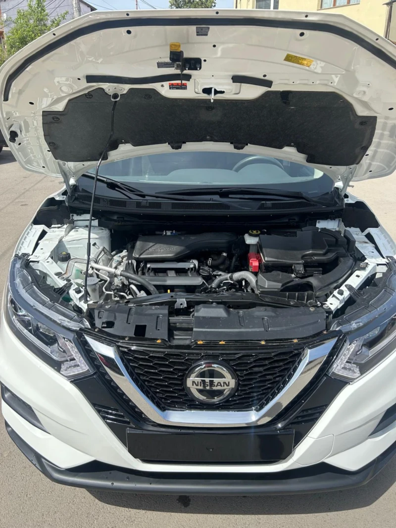 Nissan Qashqai AWD Automatic 51000 км!!!, снимка 7 - Автомобили и джипове - 52671624