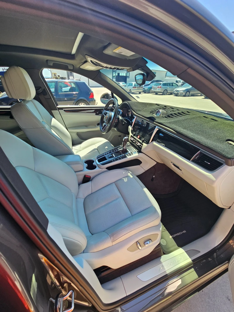 Porsche Macan S 3.0 бензин / 340 к.с. / Sport Chrono / Панорама, снимка 14 - Автомобили и джипове - 50929170