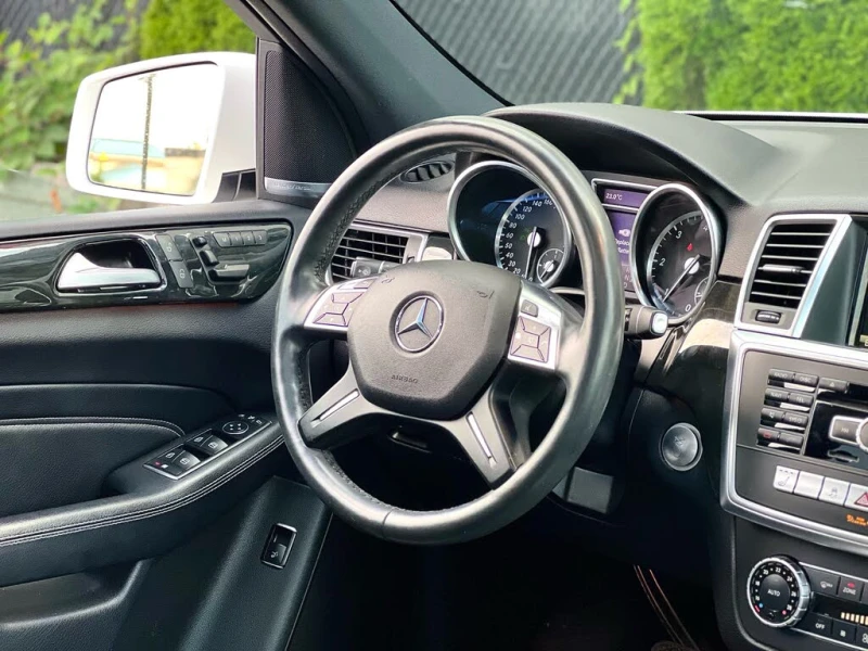 Mercedes-Benz ML 350 BlueTEC 4MATIC* harman/kardon* подгрев* панорама* , снимка 10 - Автомобили и джипове - 53507103