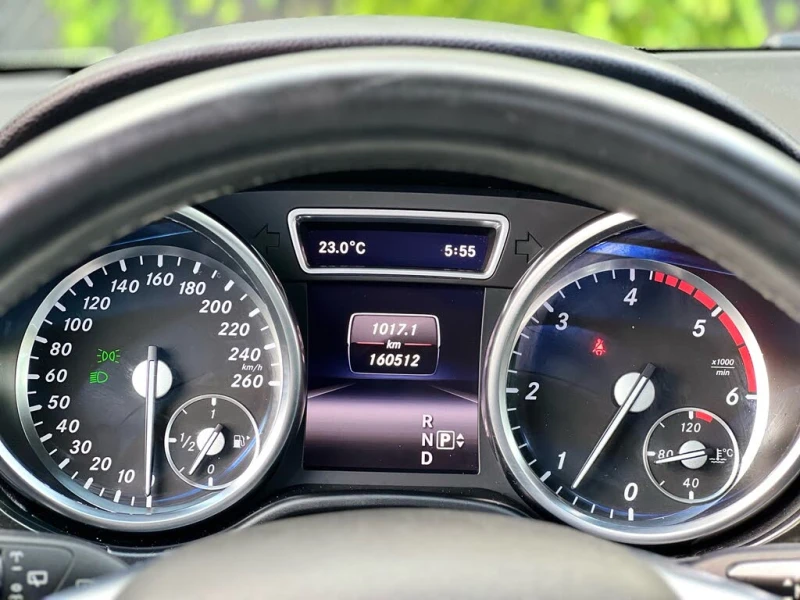 Mercedes-Benz ML 350 BlueTEC 4MATIC* harman/kardon* подгрев* панорама* , снимка 11 - Автомобили и джипове - 53507103