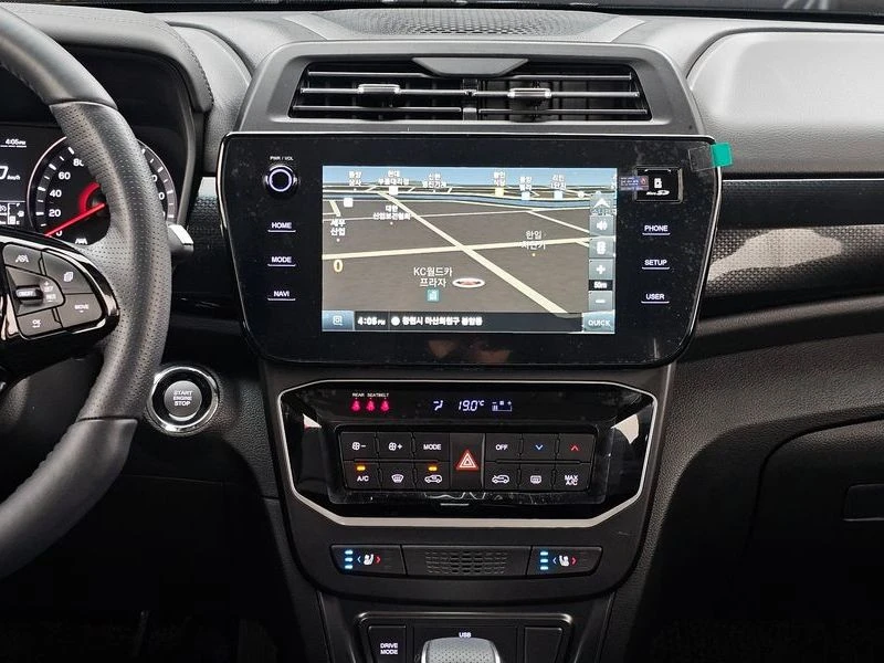 SsangYong Tivoli 1.6 2WD| 125к.с.| ВКЛ.ТЕХНОТЕСТ, снимка 13 - Автомобили и джипове - 55276743