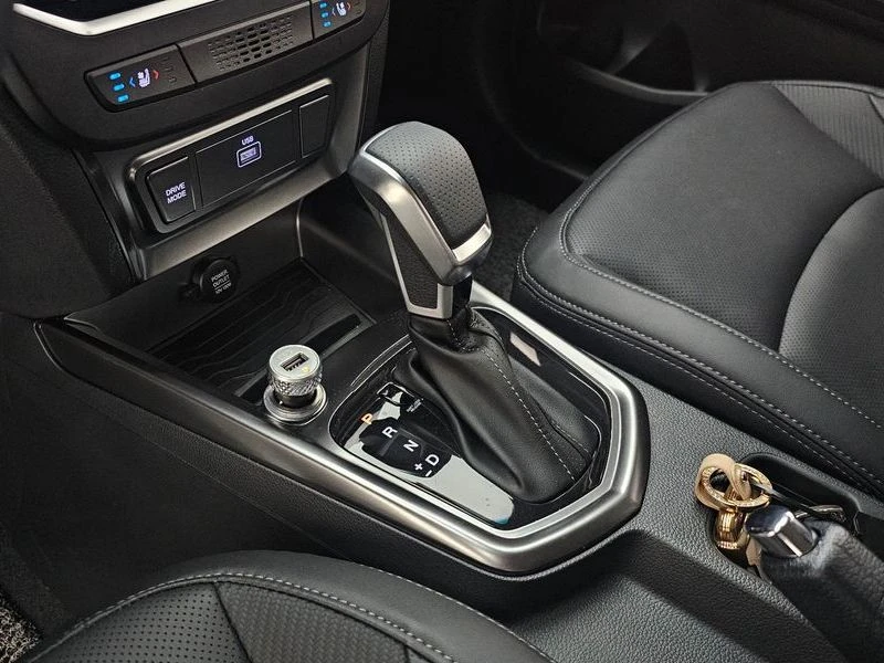 SsangYong Tivoli 1.6 2WD| 125к.с.| ВКЛ.ТЕХНОТЕСТ, снимка 8 - Автомобили и джипове - 55276743