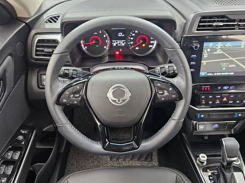 SsangYong Tivoli 1.6 2WD| 125к.с.| ВКЛ.ТЕХНОТЕСТ, снимка 12 - Автомобили и джипове - 55276743