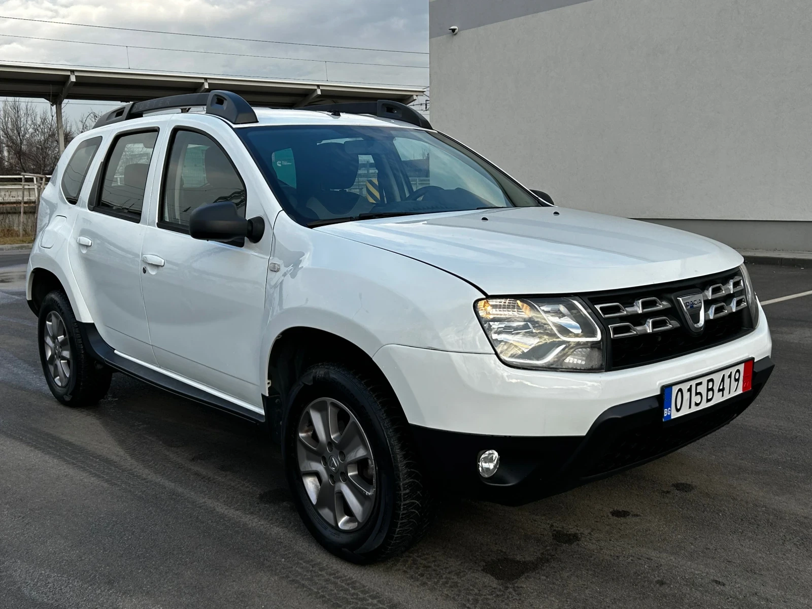 Dacia Duster 1.6I/LPG/ПАРКТРОНИК/150000Км/Навигация - изображение 3