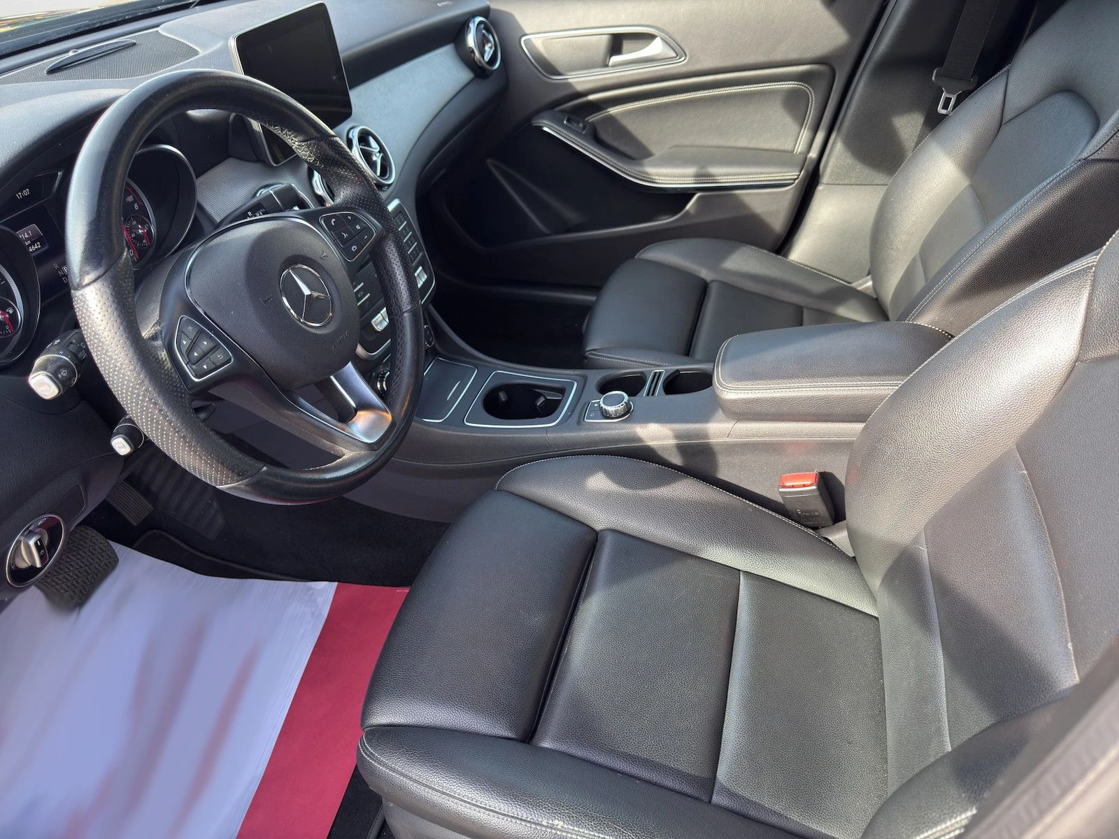 Mercedes-Benz GLA 220 170HP/360/NAVI/LED/AMBI/KLESS/433v - изображение 10