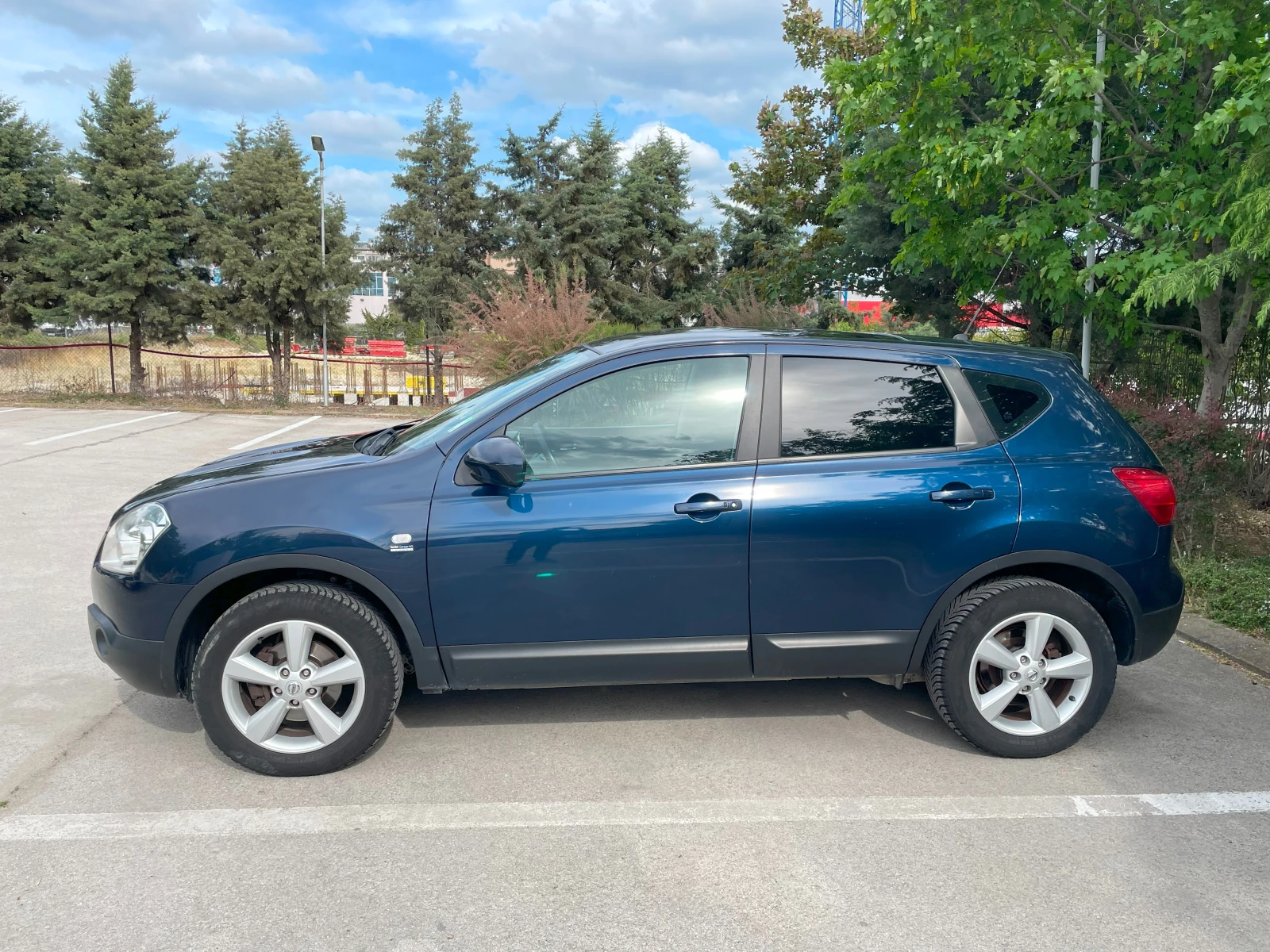 Nissan Qashqai 2.0i - изображение 7