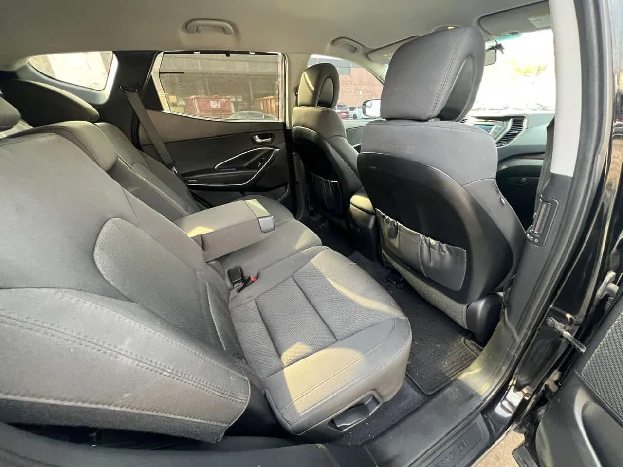 Hyundai Santa fe * AWD 4dr 2.4L * CARFAX * ЦЕНА ДО БГ, снимка 11 - Автомобили и джипове - 53748750