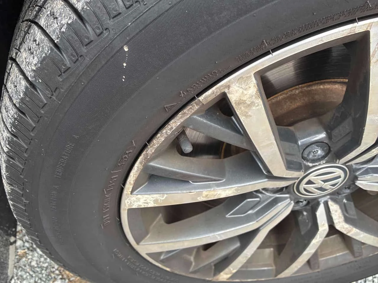 VW Tiguan * Comfortline * CARFAX * ПАНО * , снимка 17 - Автомобили и джипове - 53953825