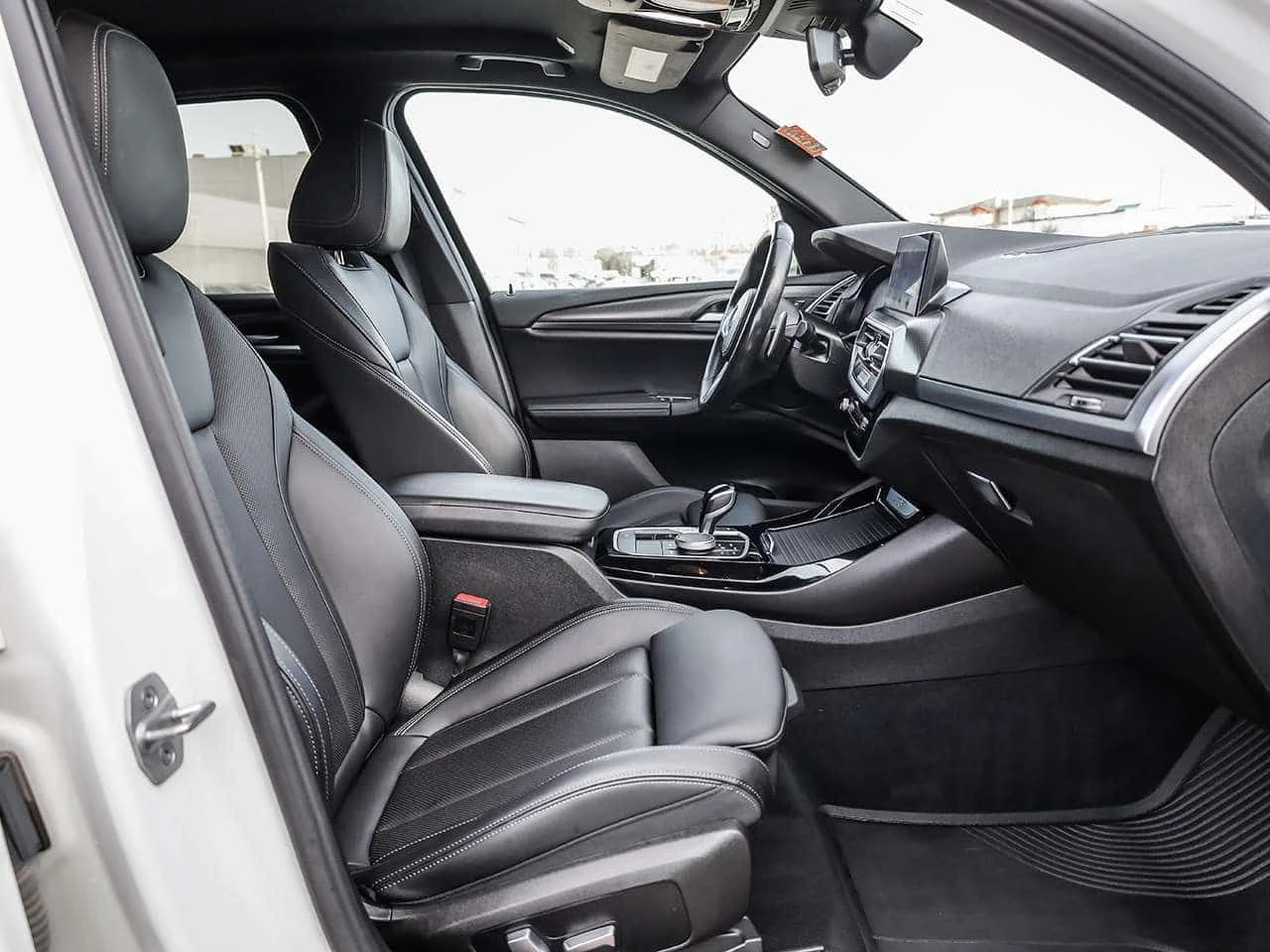 BMW X3 xDrive30i М Sport CARFAX, снимка 8 - Автомобили и джипове - 54092469