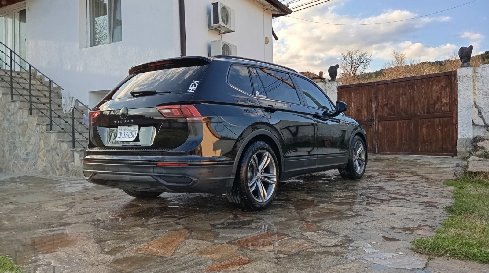 VW Tiguan 2.0tfsi  184 k.с, снимка 5 - Автомобили и джипове - 54140011