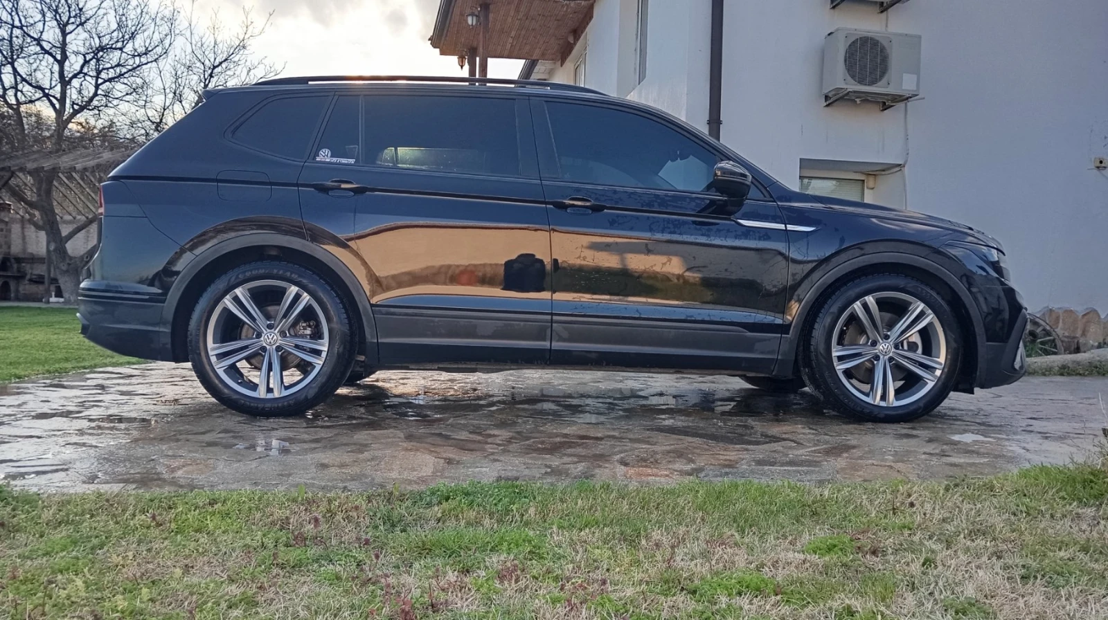 VW Tiguan 2.0tfsi  184 k.с, снимка 8 - Автомобили и джипове - 54140011