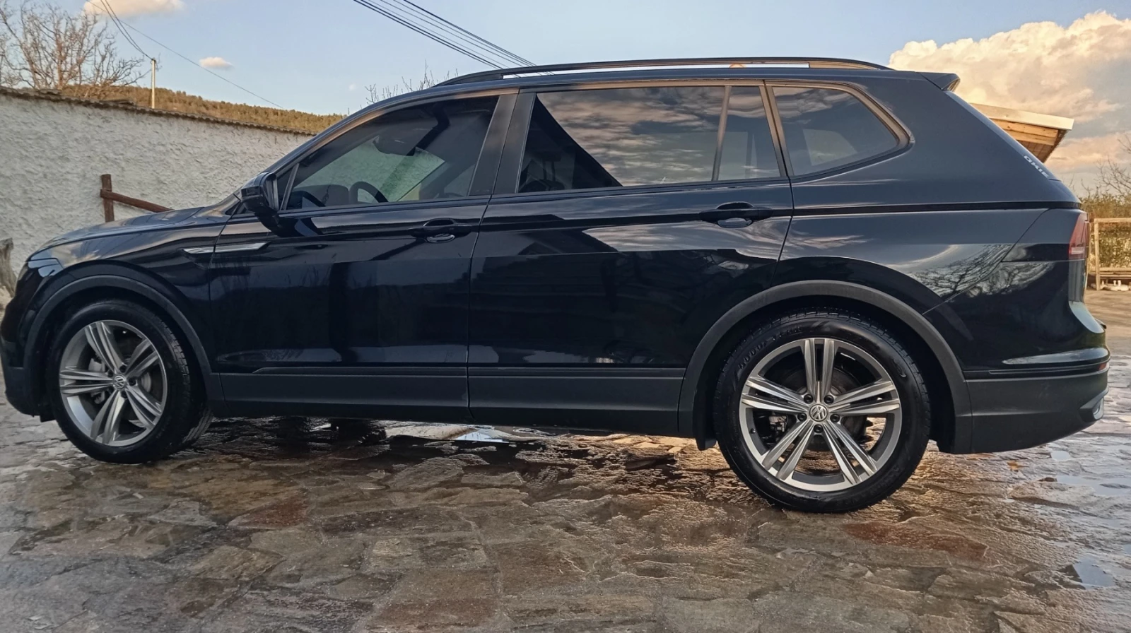 VW Tiguan 2.0tfsi  184 k.с, снимка 4 - Автомобили и джипове - 54140011