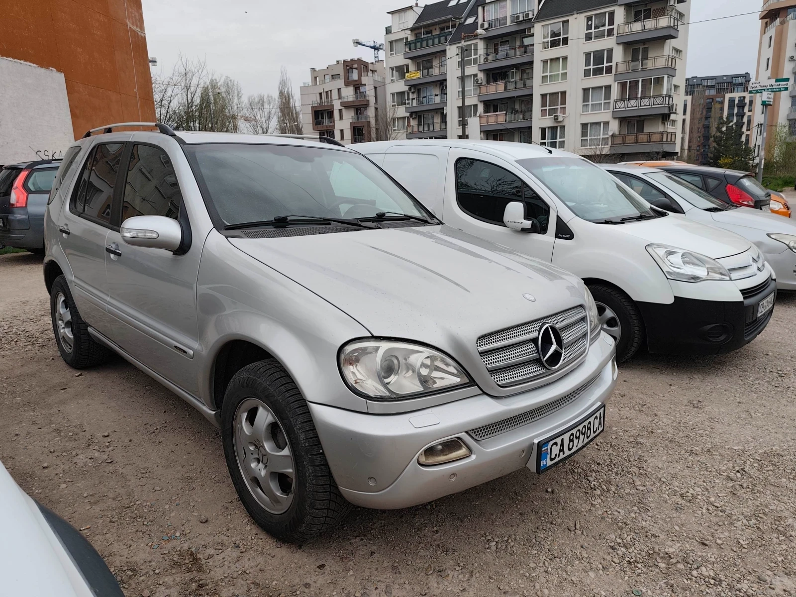 Mercedes-Benz ML 270 Final edition , снимка 3 - Автомобили и джипове - 54217097