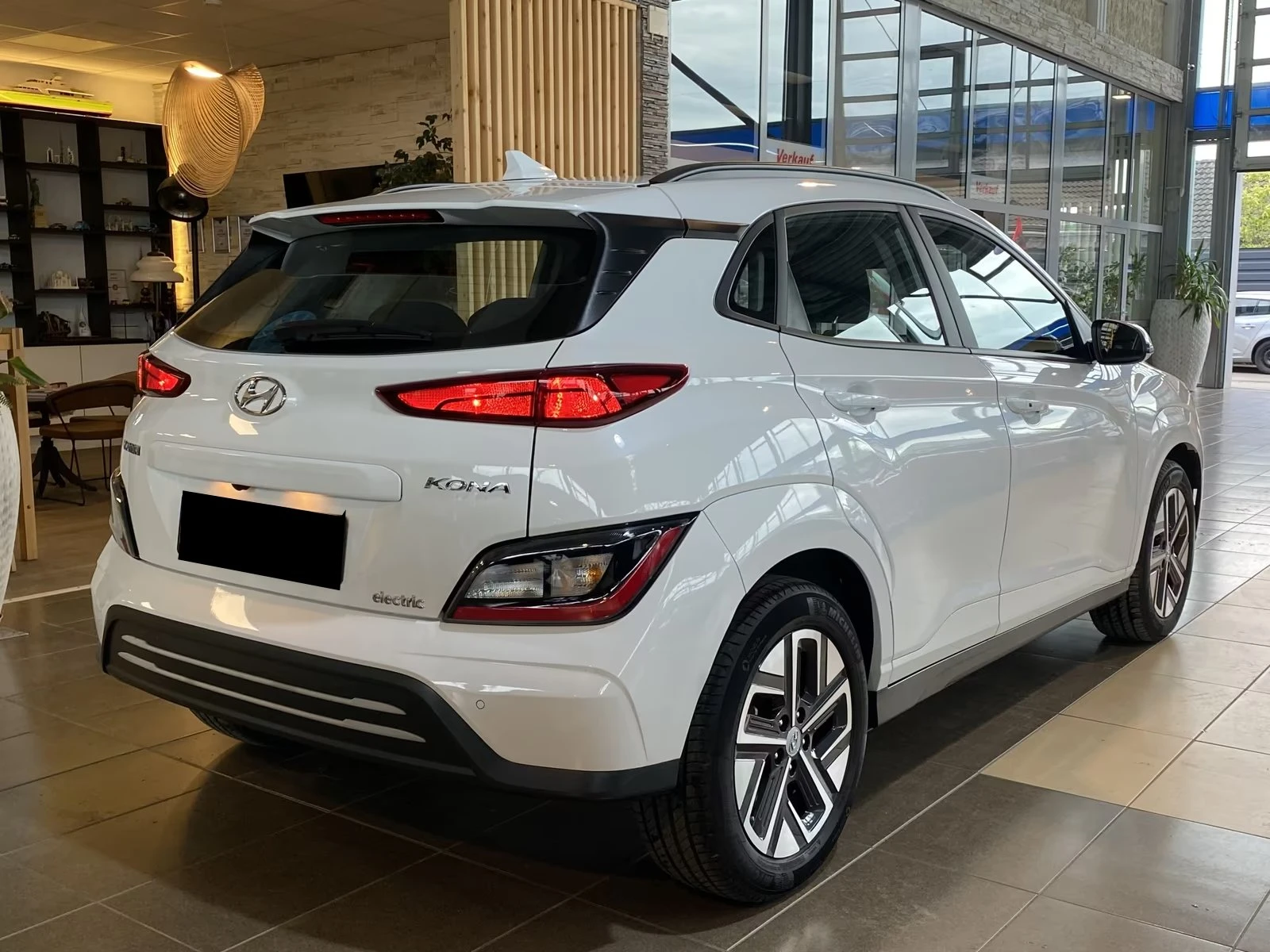 Hyundai Kona Select/R.Cam/dig.Cockpit/LED/ACC/КАТО НОВА/136HP, снимка 7 - Автомобили и джипове - 54752969