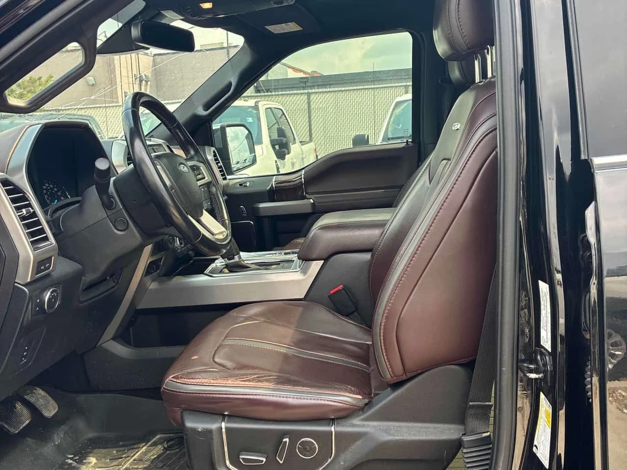 Ford F150 * 4WD SuperCrew * АВТОКРЕДИТ* , снимка 14 - Автомобили и джипове - 55138007