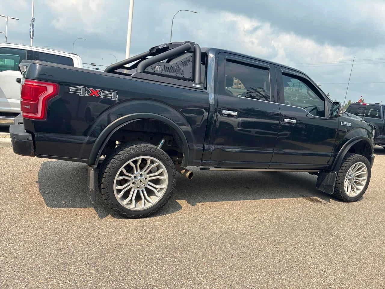 Ford F150 * 4WD SuperCrew * АВТОКРЕДИТ* , снимка 3 - Автомобили и джипове - 55138007