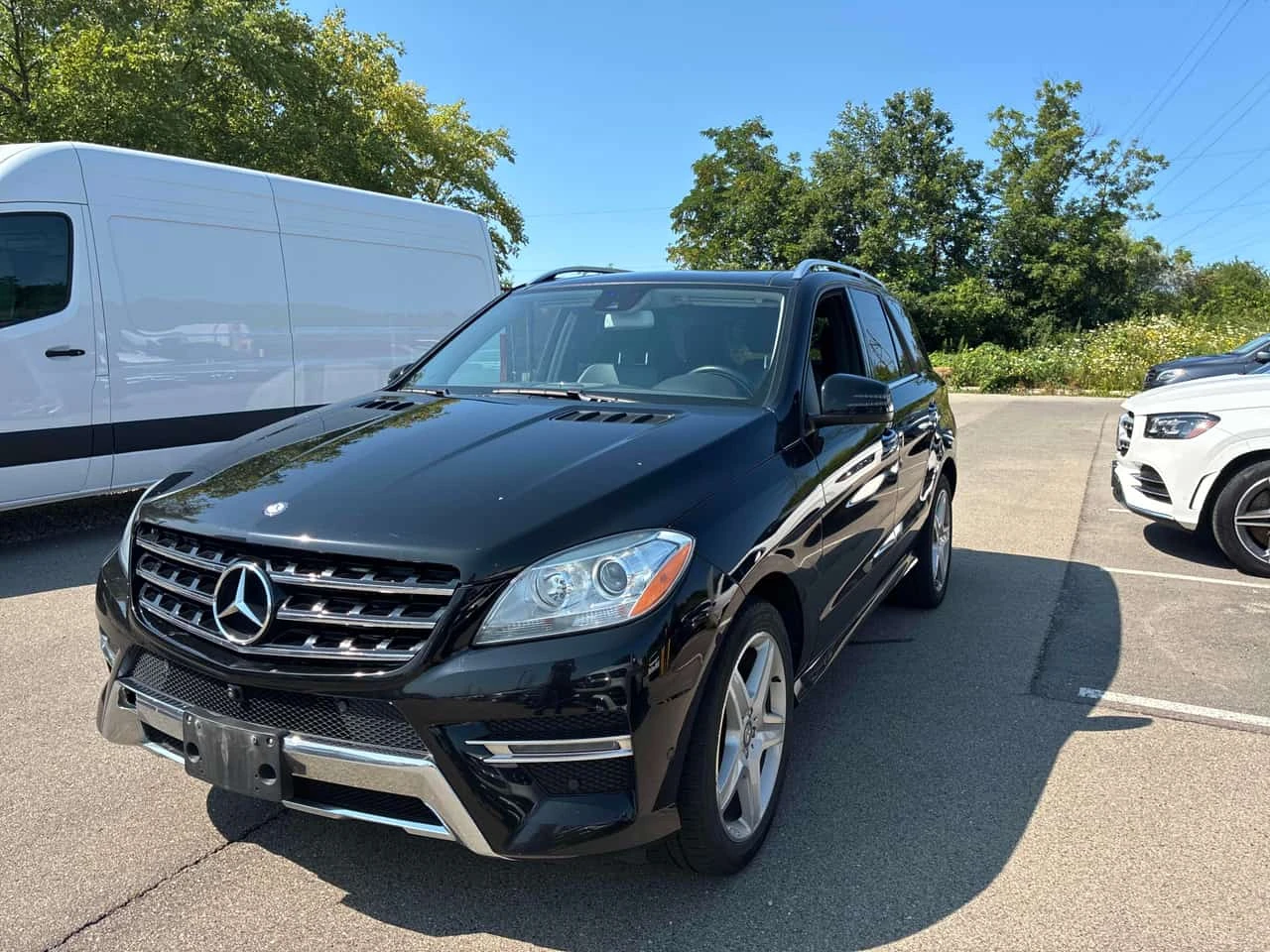 Mercedes-Benz ML 350 ПАНОРАМА * 360 * ПОДГРЕВИ * ОЧАКВАН ВНОС * , снимка 2 - Автомобили и джипове - 55905101