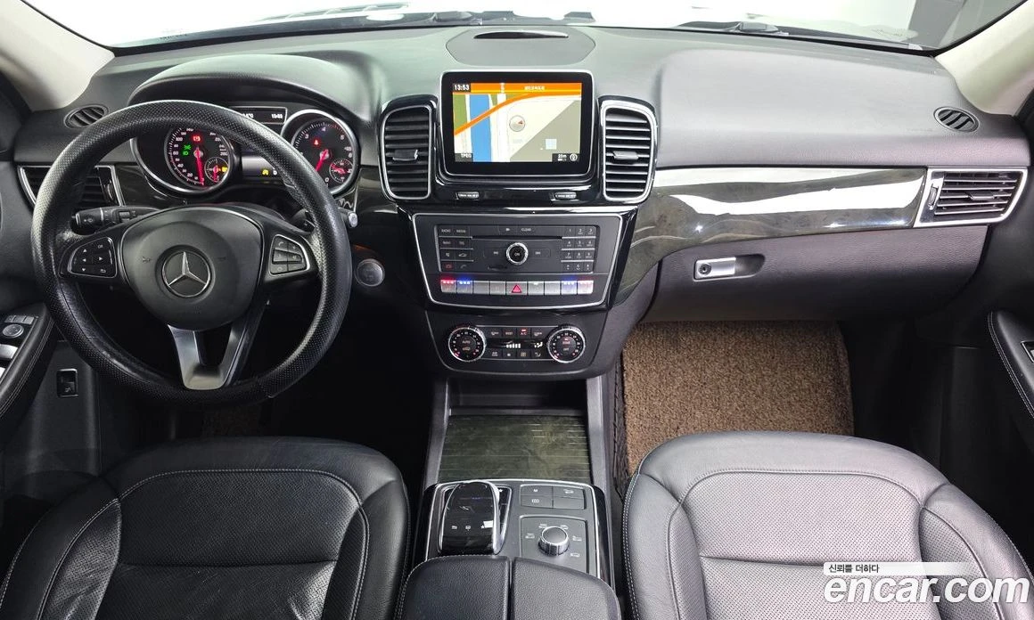 Mercedes-Benz GLE GLE350 d 4MATIC, снимка 7 - Автомобили и джипове - 56117336