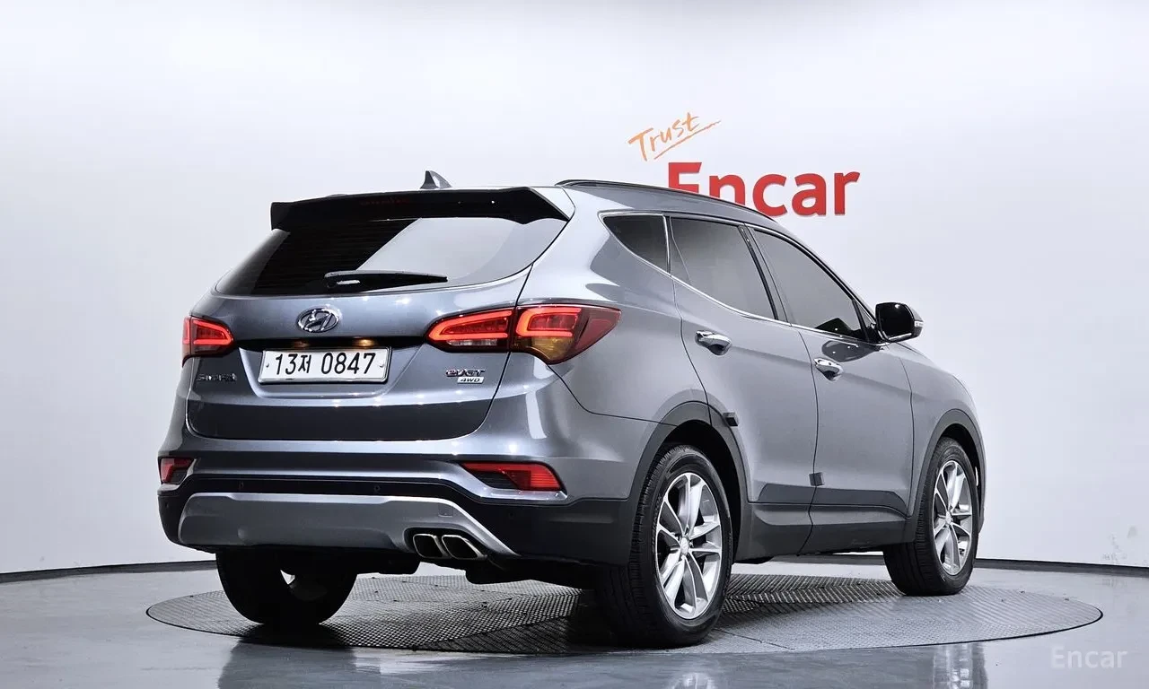 Hyundai Santa fe 2.0 4WD Exclusive, снимка 2 - Автомобили и джипове - 56372406