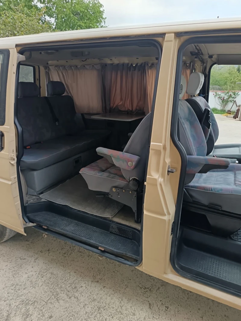 VW T4, снимка 7 - Бусове и автобуси - 53085576