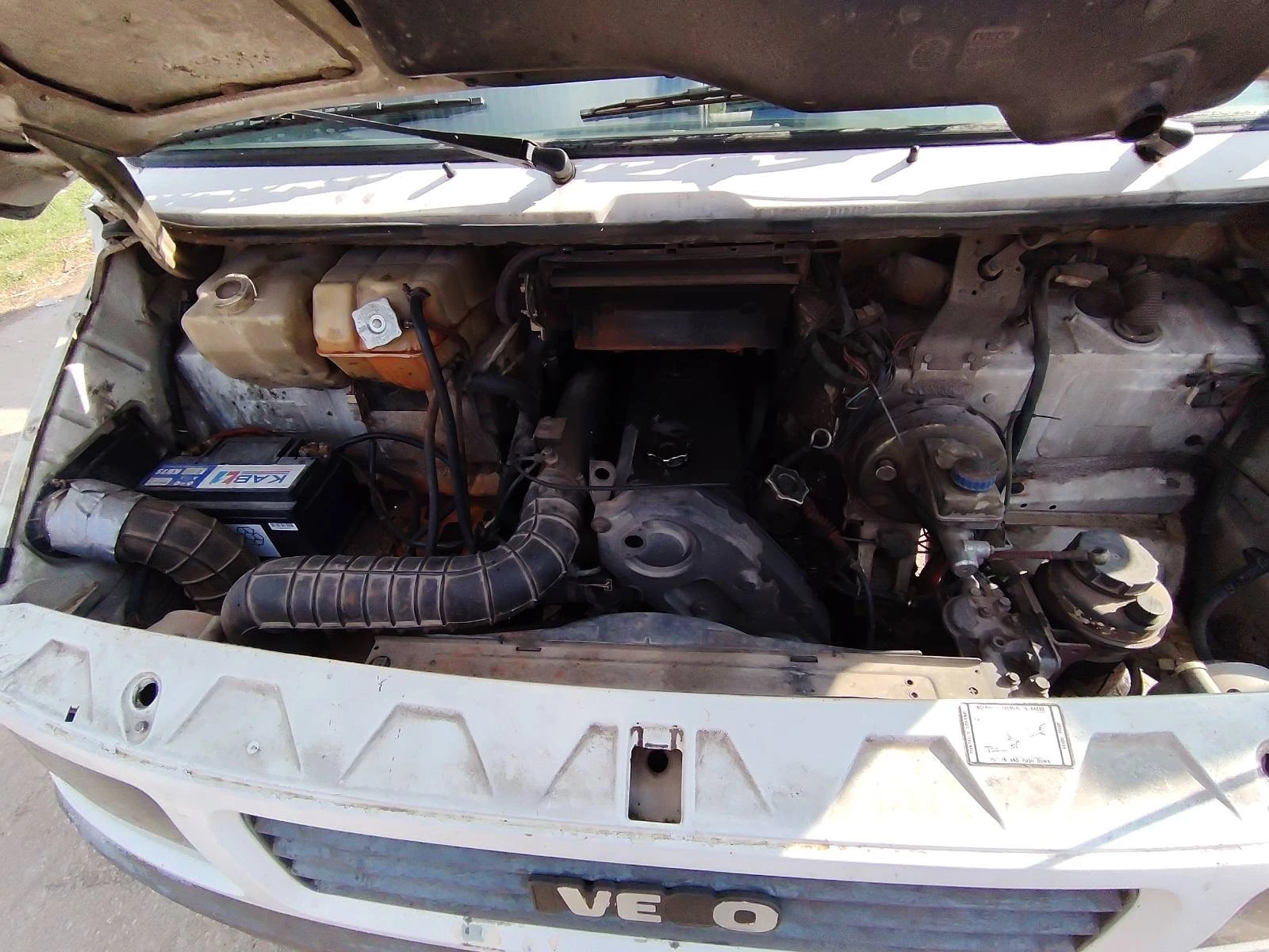 Iveco Daily 35-8, снимка 4 - Камиони - 54062830