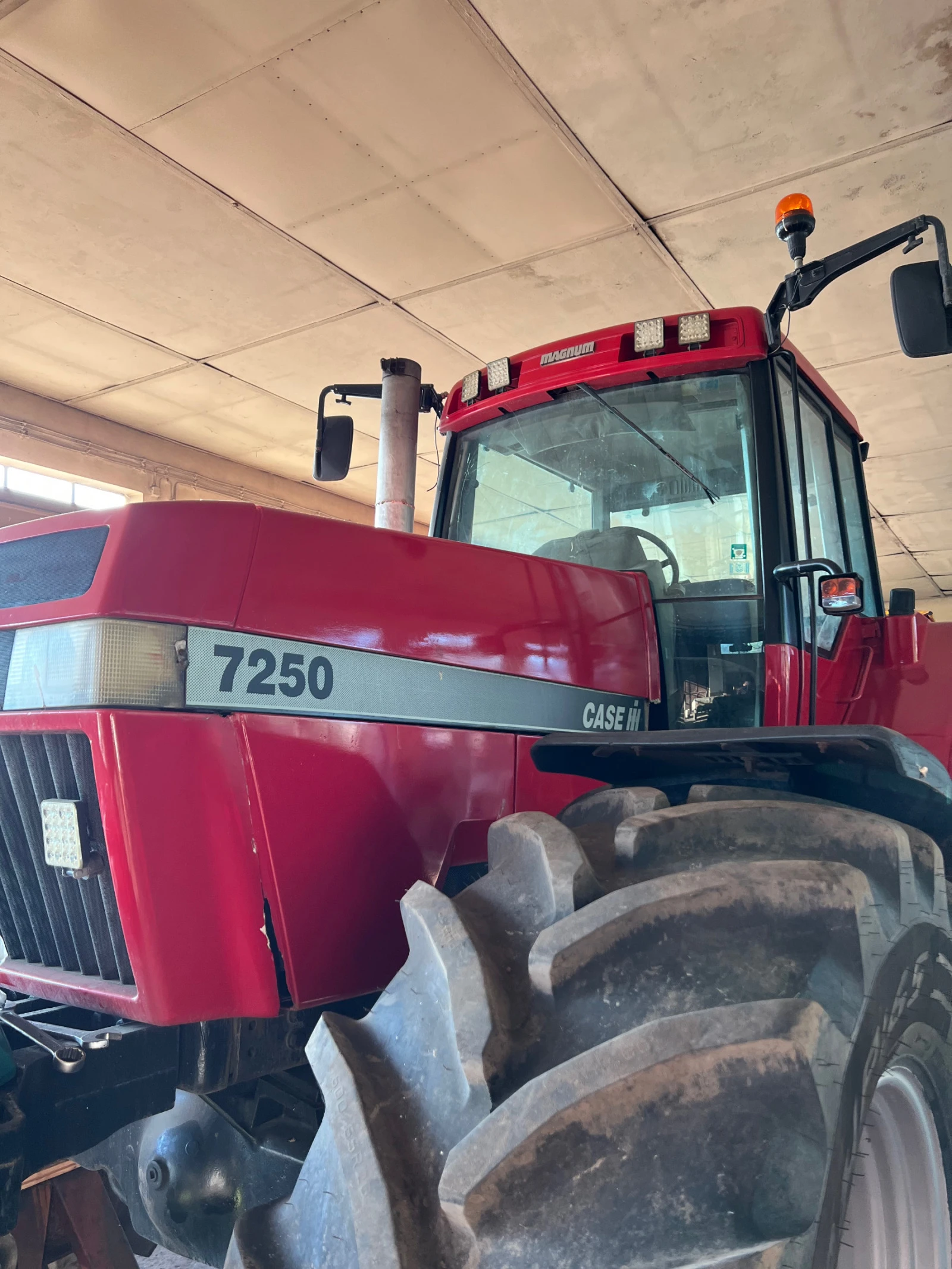 Трактор CASE IH Magnum 250Pro - изображение 3