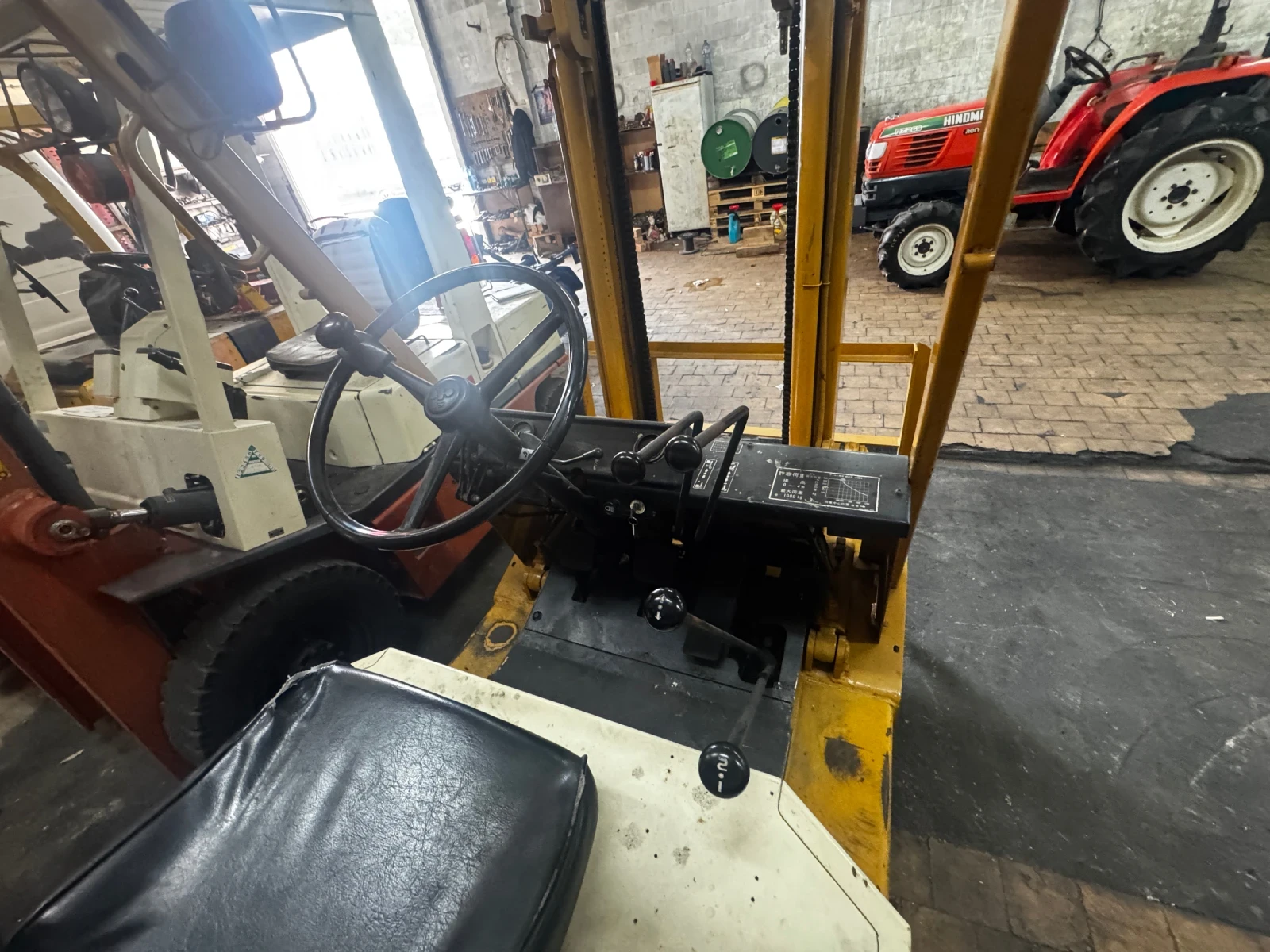 Трактор Kioti Komatsu FG10, снимка 6 - Селскостопанска техника - 56188691