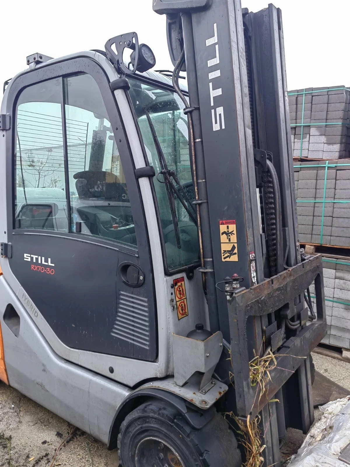 ������� Still ������ | Mobile.bg � ����������� 1