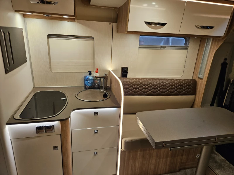 Кемпер Burstner Lyseo T 727, снимка 6 - Каравани и кемпери - 53567191