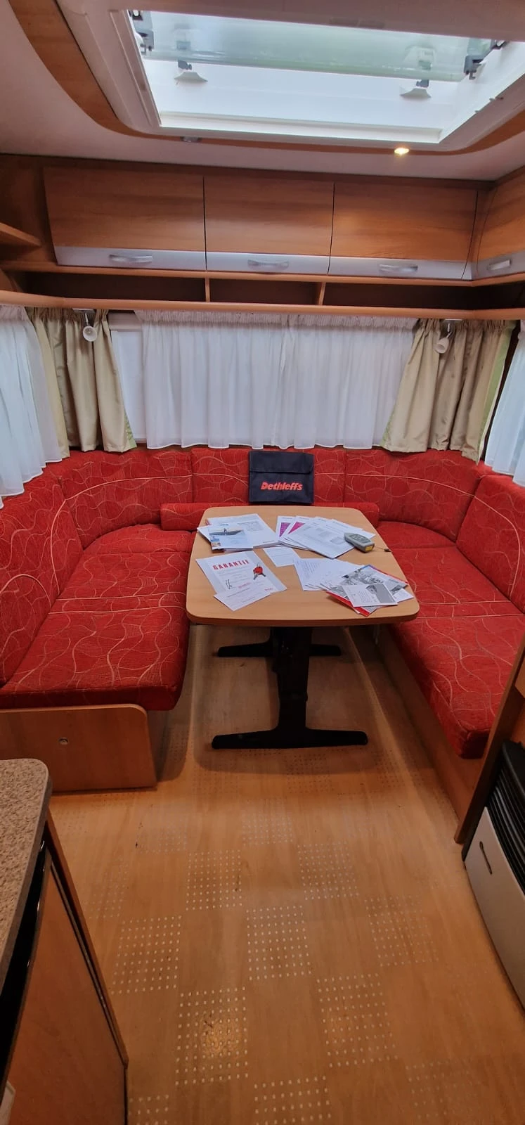 Каравана Dethleffs Camper, снимка 5 - Каравани и кемпери - 52918190