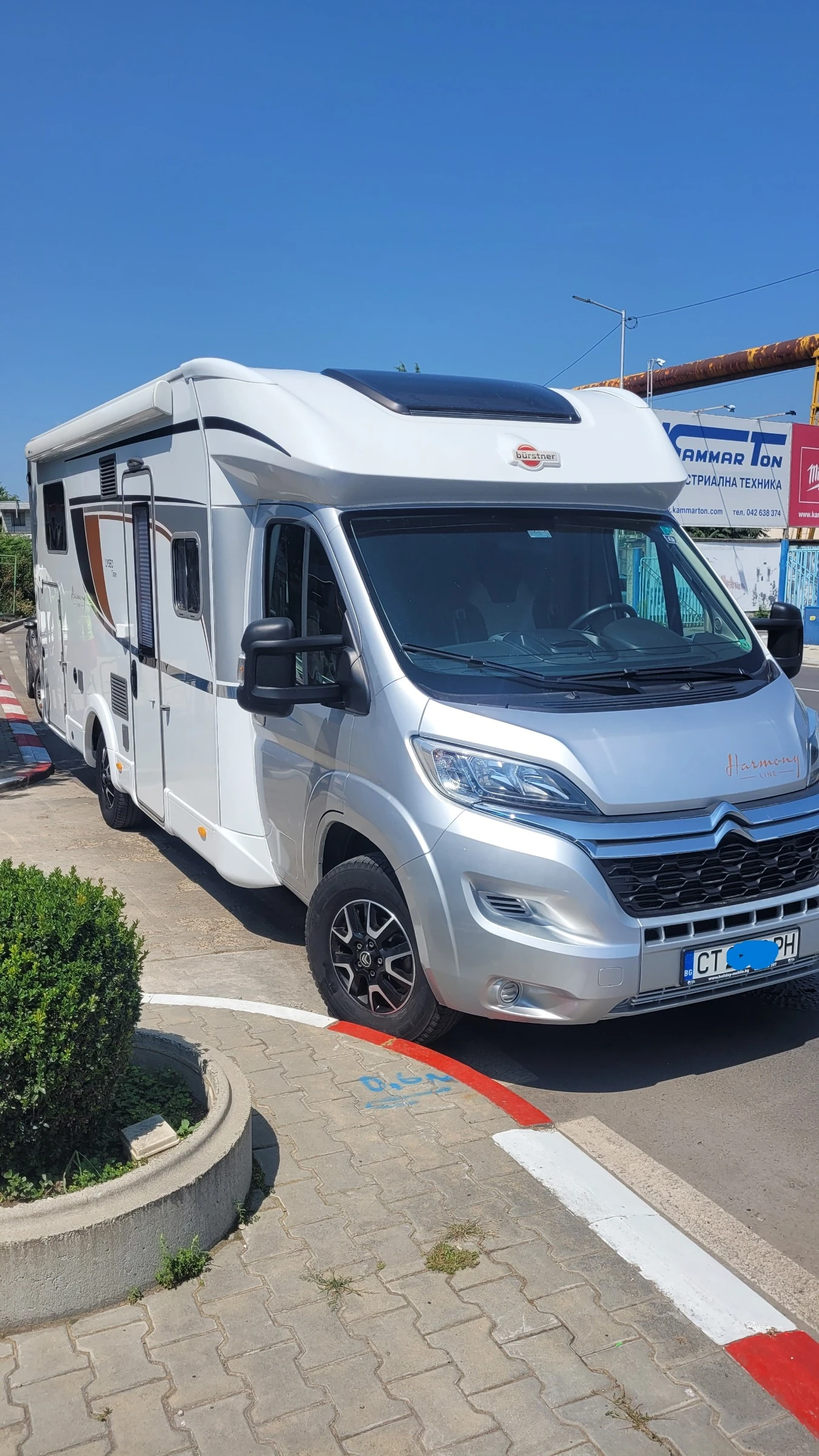 Кемпер Burstner Lyseo T 727 - изображение 2