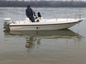 Моторна яхта Mingolla Medimar Open40, снимка 2 - Воден транспорт - 52967001