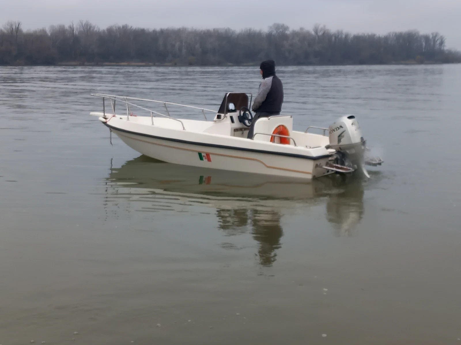 Моторна яхта Mingolla Medimar Open40 - изображение 3