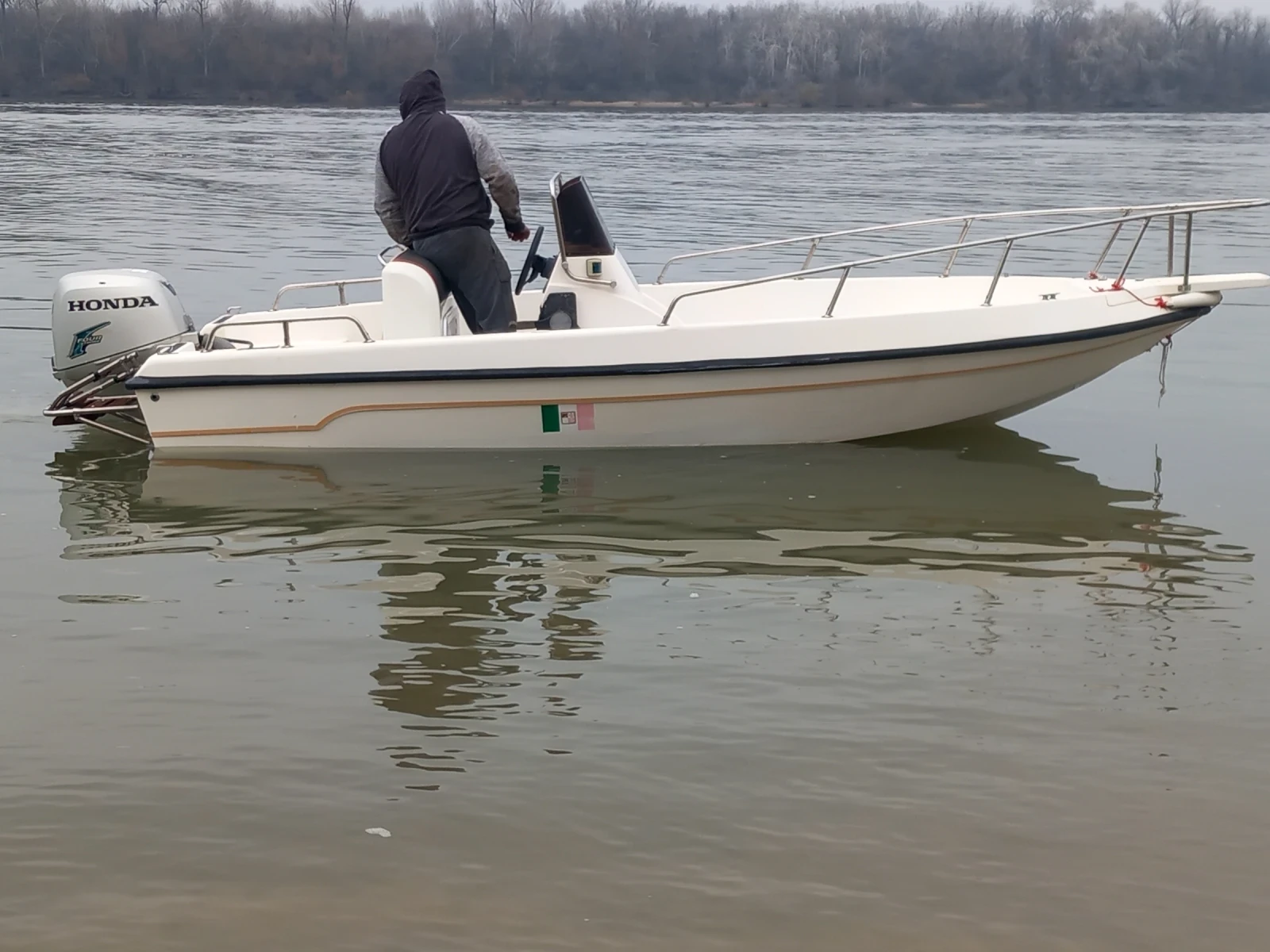 Моторна яхта Mingolla Medimar Open40 - изображение 2