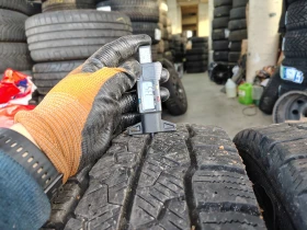 Гуми Зимни 215/65R16, снимка 2