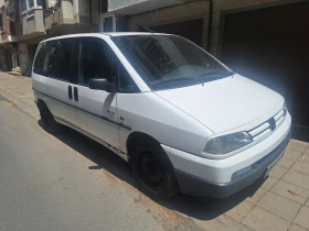 Peugeot 806