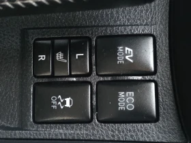 Toyota Yaris 1.5 HYBRID SWISS full service , снимка 15