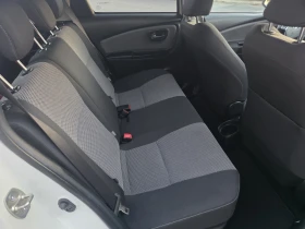 Toyota Yaris 1.5 HYBRID SWISS full service , снимка 9