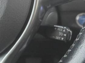 Toyota Yaris 1.5 HYBRID SWISS full service , снимка 14