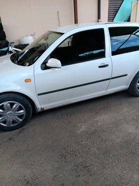 Обява за продажба на VW Golf 1.6i ~3 000 лв. - изображение 4