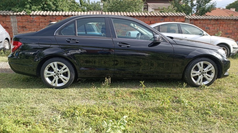 Mercedes-Benz C 200 EURO 5b  !!!  Facelift!!! АВТОМАТ!!!!, снимка 8 - Автомобили и джипове - 46447895