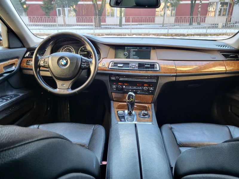 BMW 730 d, снимка 12 - Автомобили и джипове - 48511974