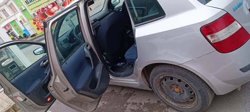 Fiat Stilo 1.9 JTD, снимка 13 - Автомобили и джипове - 49229685