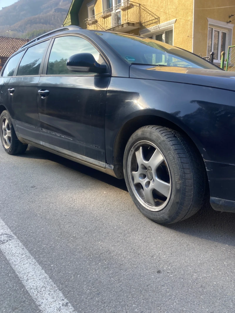 VW Passat, снимка 2 - Автомобили и джипове - 49241507