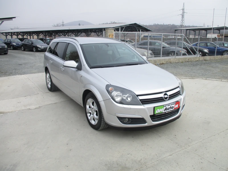 Opel Astra 1.6/БЕНЗИН КАТО НОВА, снимка 2 - Автомобили и джипове - 49299262