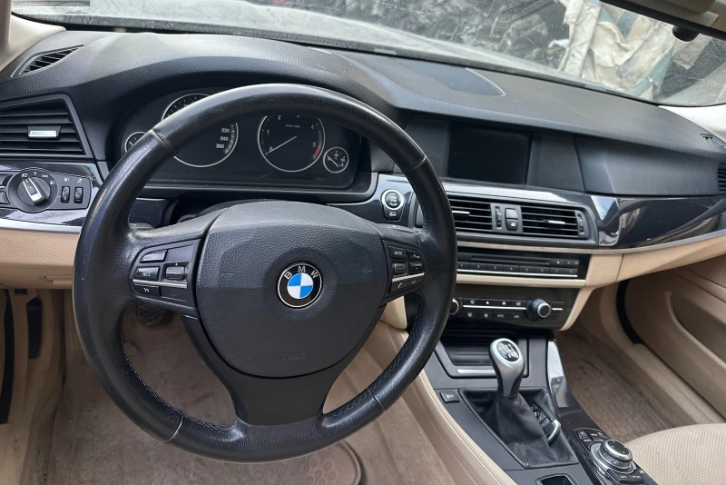 BMW 520, снимка 2 - Автомобили и джипове - 49444160