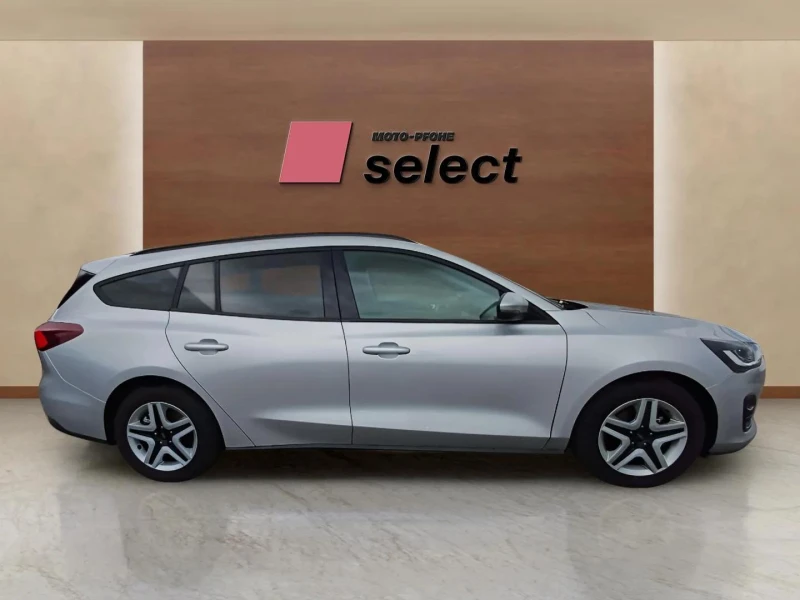 Ford Focus 1.0 EcoBoost, снимка 4 - Автомобили и джипове - 51897686