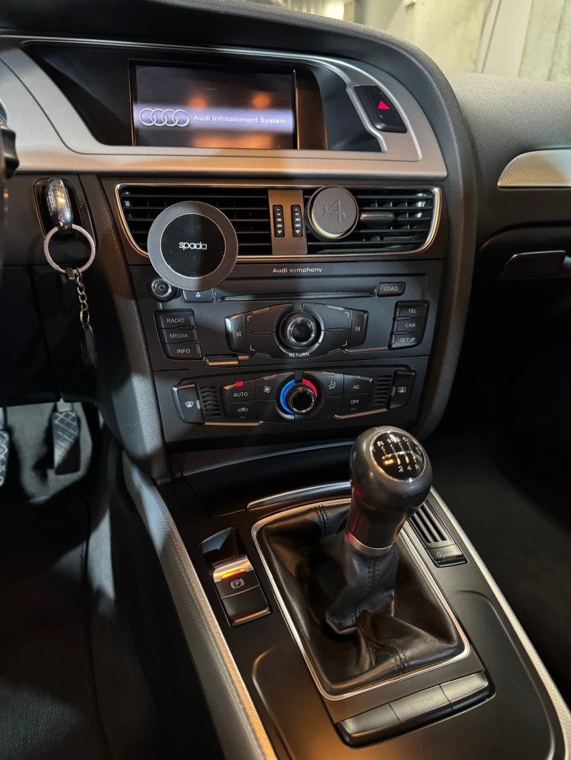 Audi A4 Audi A4 B8 2.0 TDI Quattro   170к.с., снимка 9 - Автомобили и джипове - 52461727